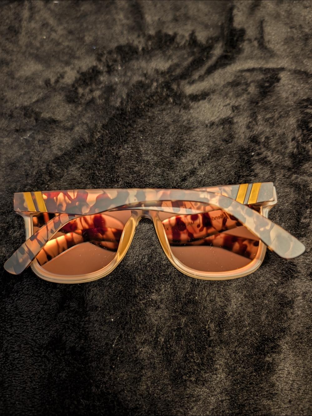 Blenders Lion Hart Sunglasses - Picture 5 of 7